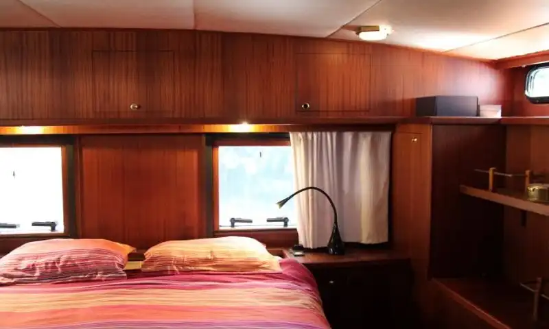 Bateau habitable à vendre Paris 12 – Navigant avec Terrasse Couverte