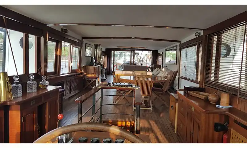 Vente de péniche Paris 8 - Vue Exceptionnelle sur les Tuileries