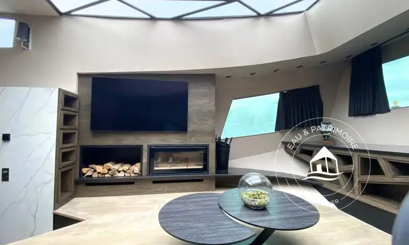 Péniche à vendre Paris 8 – Vue Tour Eiffel et Rénovation Exceptionnelle