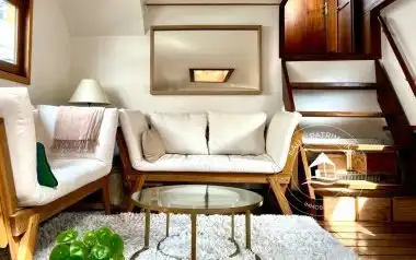 Elégante péniche navigante à vendre à Asnières sur Seine - 75 m²