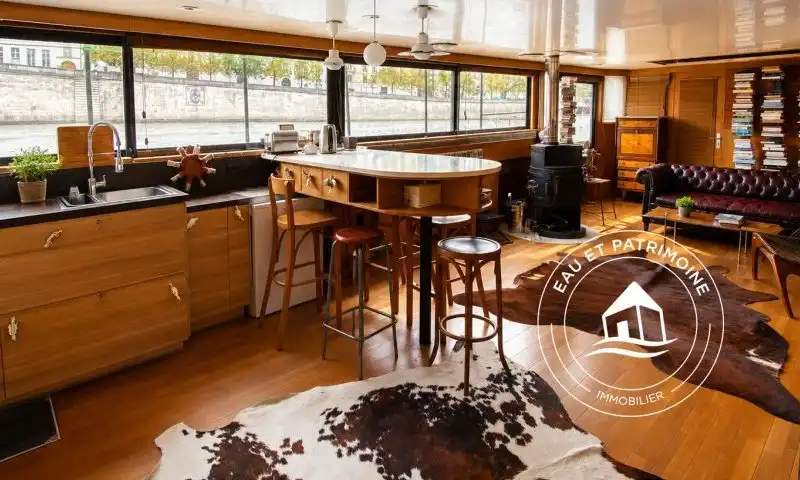 Maison flottante à vendre Paris 5 - Terrasse et vue sur l'Île Saint Louis