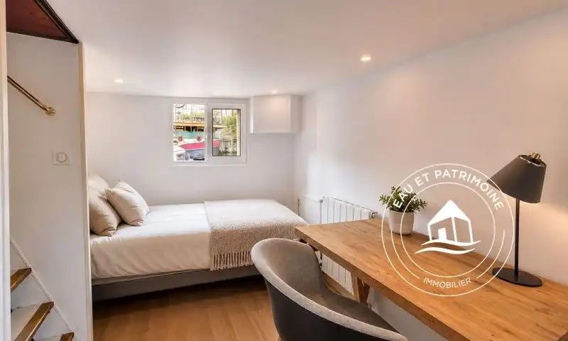 Péniche à vendre Asnières-sur-Seine - Rénovée et Contemporaine