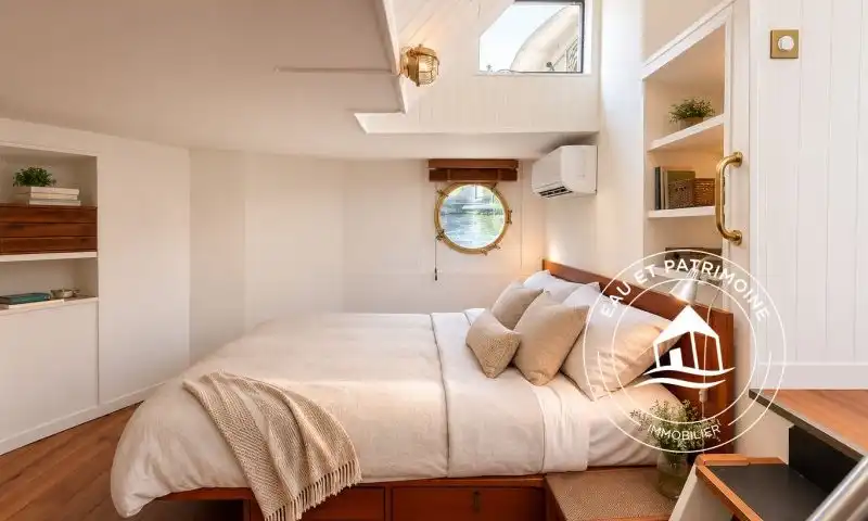 Péniche à vendre Asnières-sur-Seine - Rénovée et Contemporaine