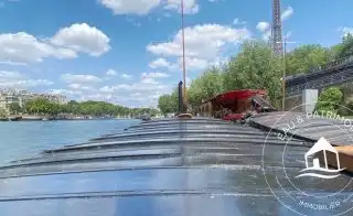 Péniche à vendre Paris 15 – Vue Tour Eiffel et Rénovée