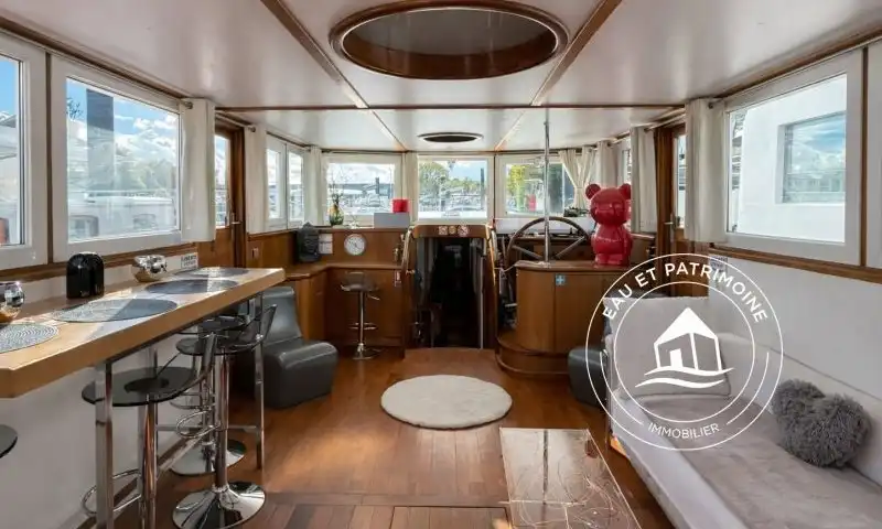 Péniche à vendre Asnières-sur-Seine - Récente et Polyvalente