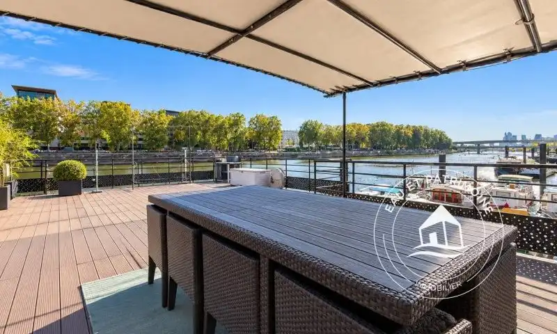 Maison flottante à vendre Asnières-sur-Seine - Rénovée et Rooftop exceptionnel