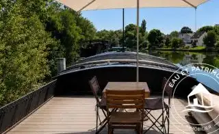 Péniche Freycinet navigante dans un cadre naturel à Saint-Maur-Des-Fossés – 370 000 €