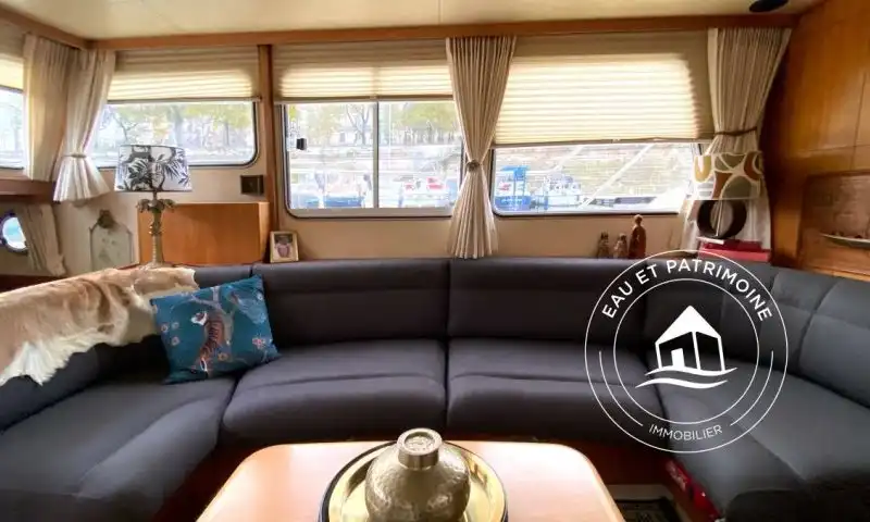 Vedette à vendre Paris 12 – Entretenue et Spacieuse