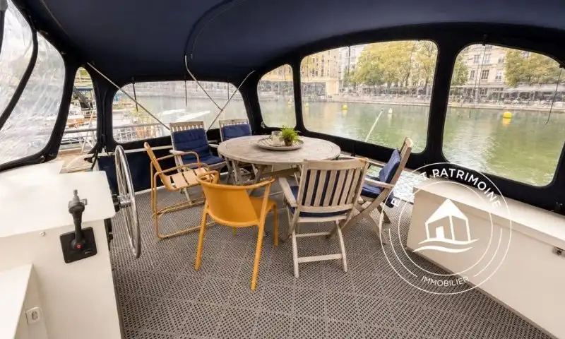 Péniche à vendre Paris 19 La Villette - Agencement optimal et Navigation