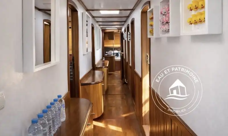Péniche à vendre Asnières-sur-Seine - Récente et Polyvalente