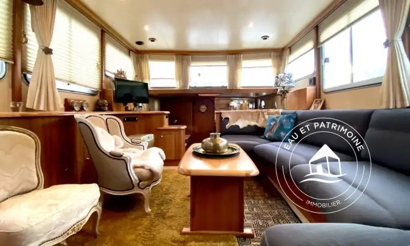 Vedette à vendre Paris 12 – Entretenue et Spacieuse