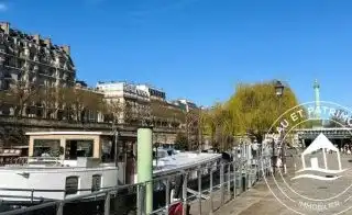 Péniche à vendre Paris 4 – Navigante et Spacieuse à L'Arsenal