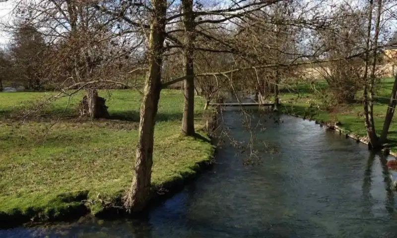 Moulin sur 4 hectares 1 heure 30 de Paris