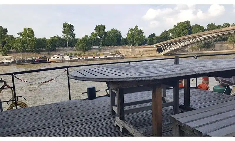 Vente de péniche Paris 8 - Vue Exceptionnelle sur les Tuileries