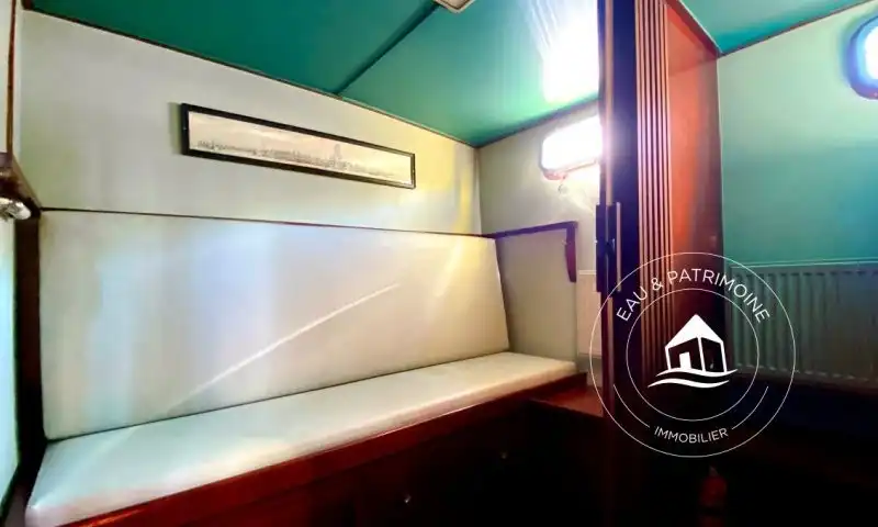 Frou Frou – Christine Bravo – Yacht commercial à vendre à Paris 4