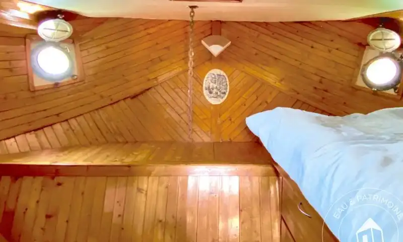 Péniche à vendre Paris 6 – Vue Splendide Louvres et Île de la Cité