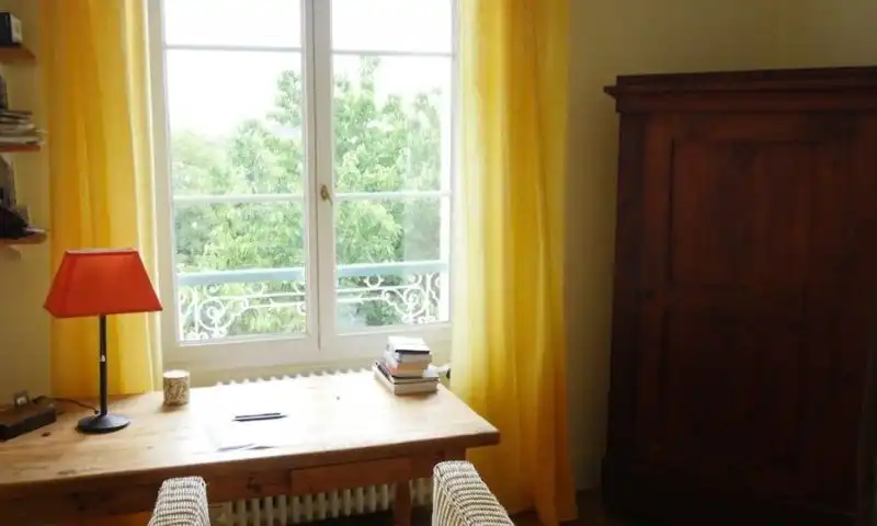 Maison de maître à vendre dans l'Yonne : charme, jardin et potentiel