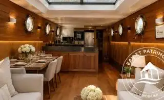 Péniche à vendre Paris 1 – Toit ouvrant et Vue Tour Eiffel