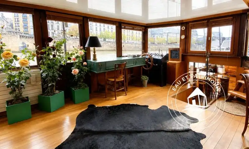 Maison flottante à vendre Paris 5 - Terrasse et vue sur l'Île Saint Louis