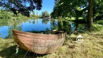 Achat de péniche par les professions libérales et les cadres