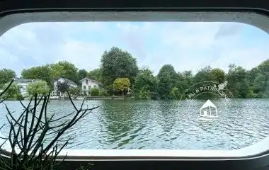 La réglementation pour vivre sur une péniche habitable : contrat COT, expertises et certificats