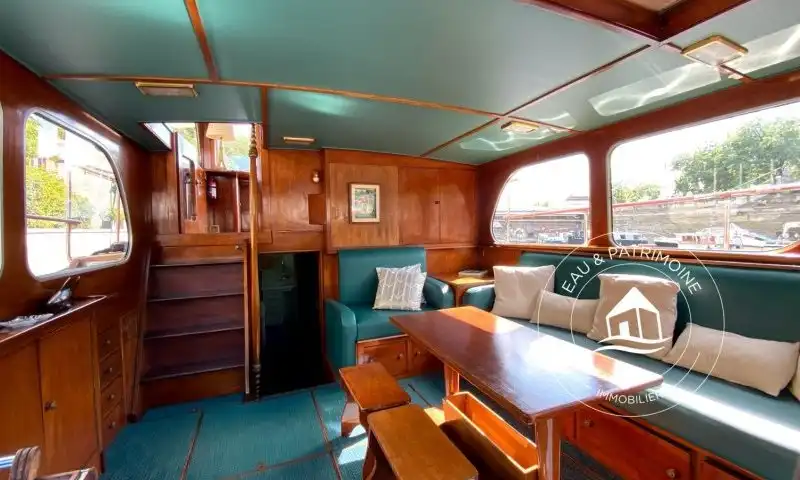 Frou Frou – Christine Bravo – Yacht commercial à vendre à Paris 4