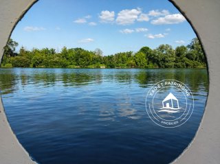 Péniche à vendre sur l'Île de la Dérivation – Calme et Nature