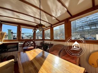 Péniche à vendre Paris 4 – Charme et Navigation