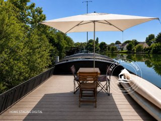 Péniche Freycinet navigante dans un cadre naturel à Saint-Maur-Des-Fossés – 370 000 €